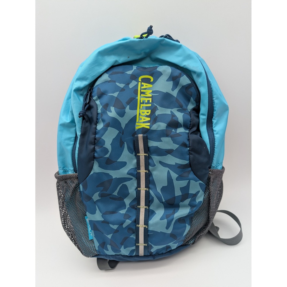 Camelbak Scout Hydration Backpack Kids Youth Camo Blue Bladder 1.5L/50 oz Hiking